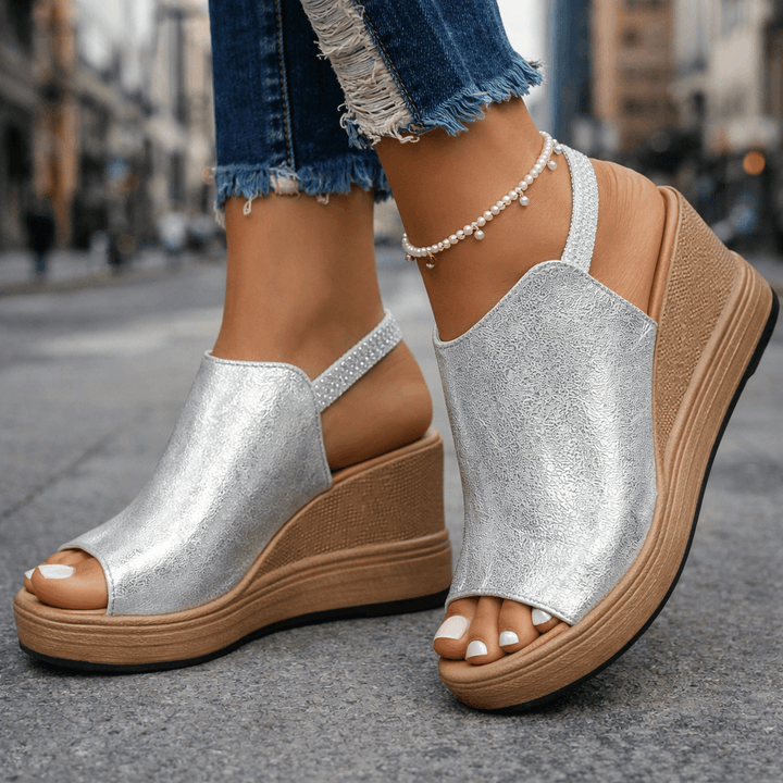 Zuri Shine Wedges