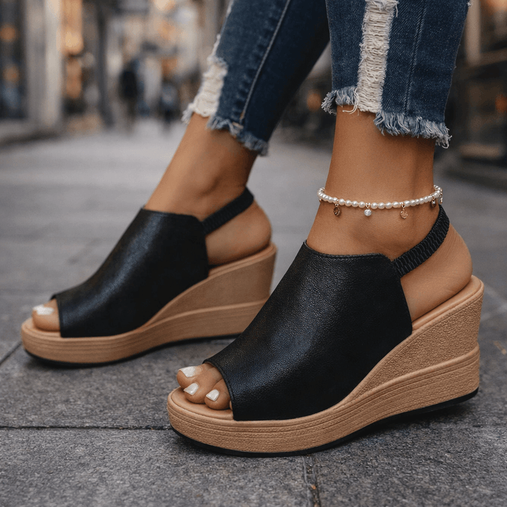 Zuri Shine Wedges
