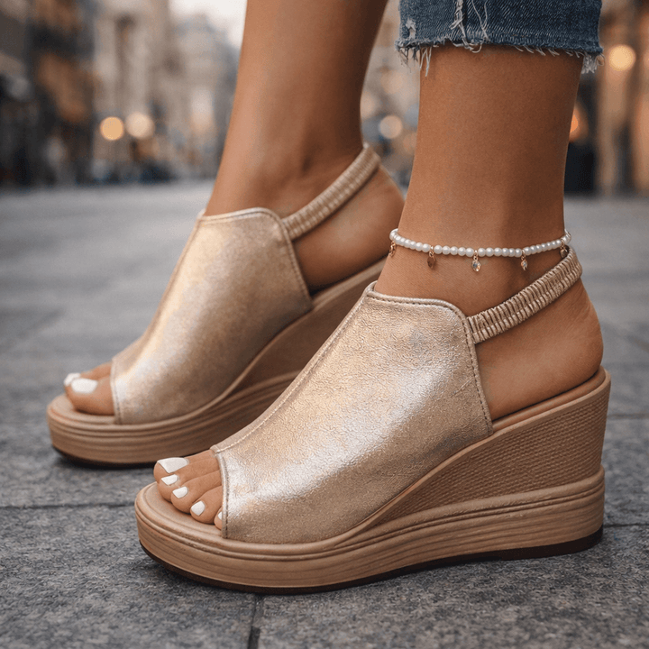 Zuri Shine Wedges