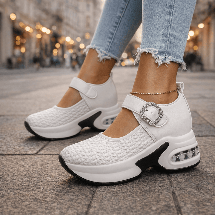 Elmira Charm Platforms