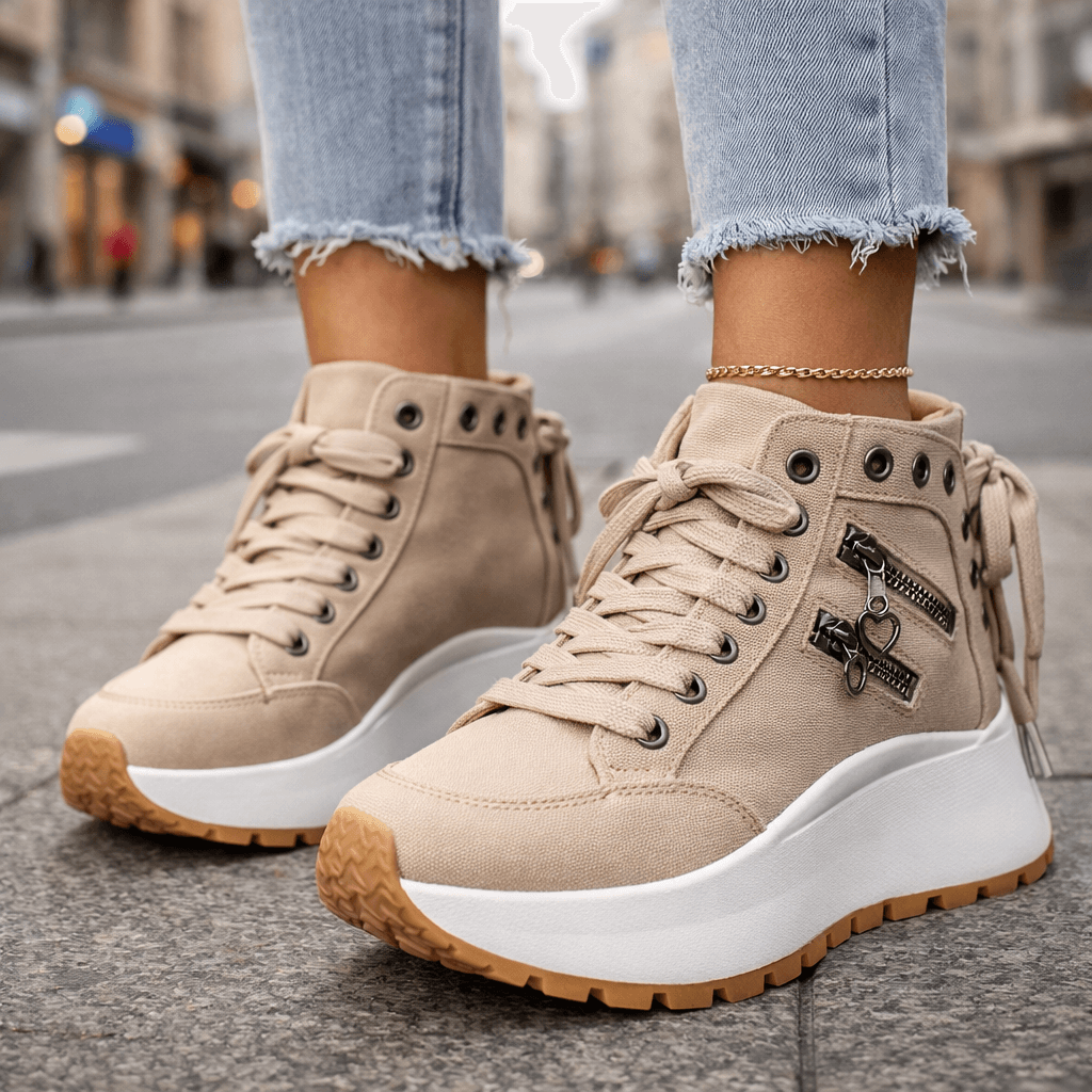 Novera Chunk Sneakers