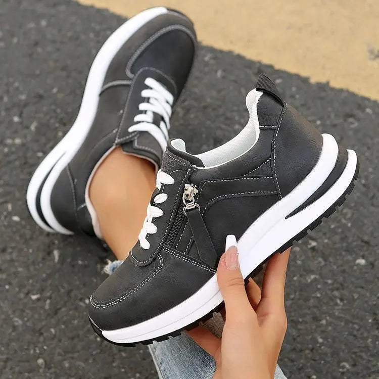 Aria Rise Sneakers