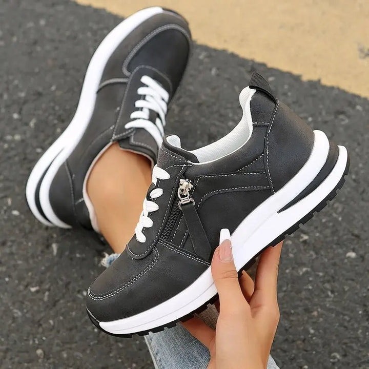 Aria Rise Sneakers